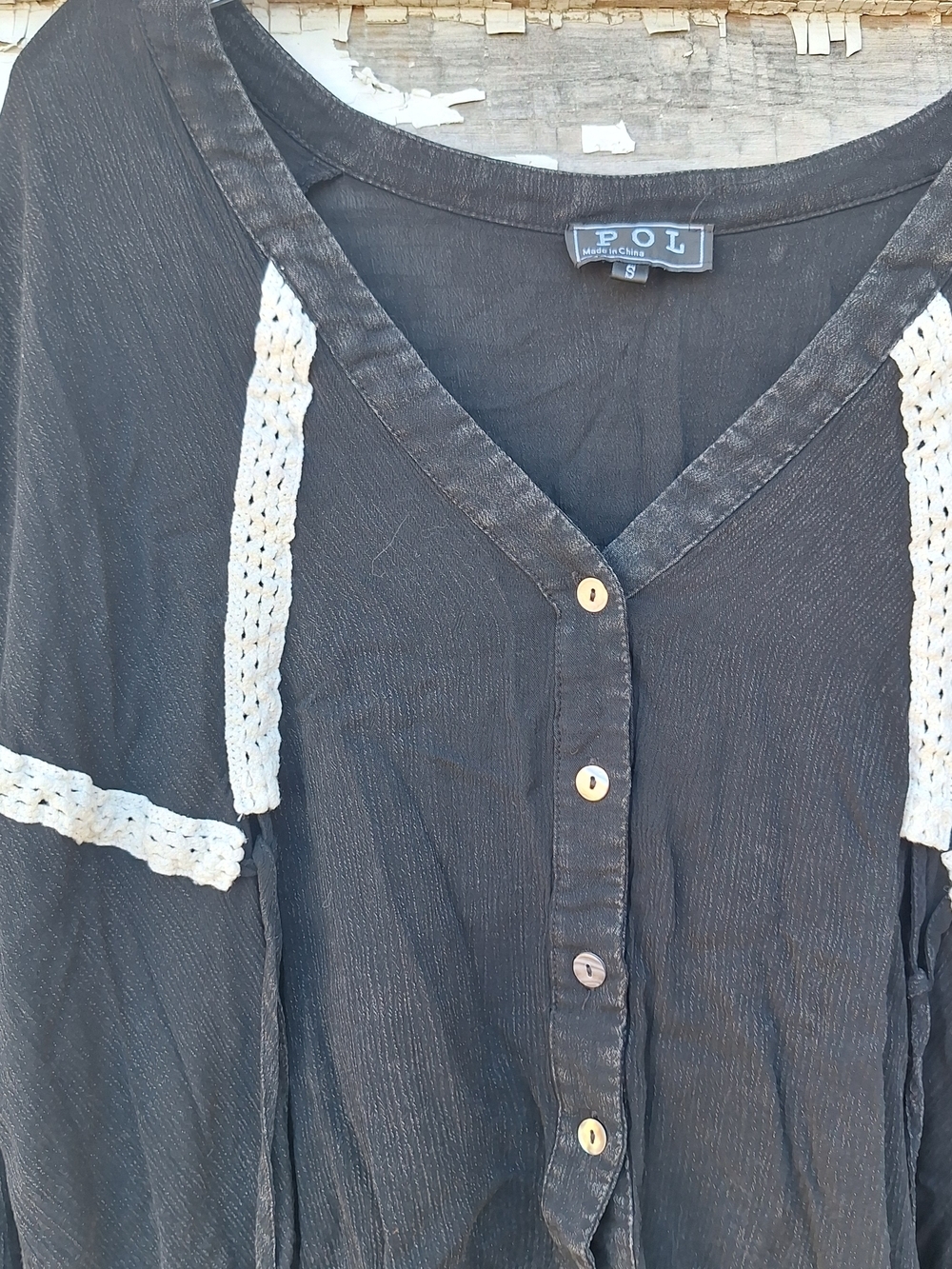 POL Black Button-Front Blouse with White Crochet Panels Size Small - Picture 2 of 6